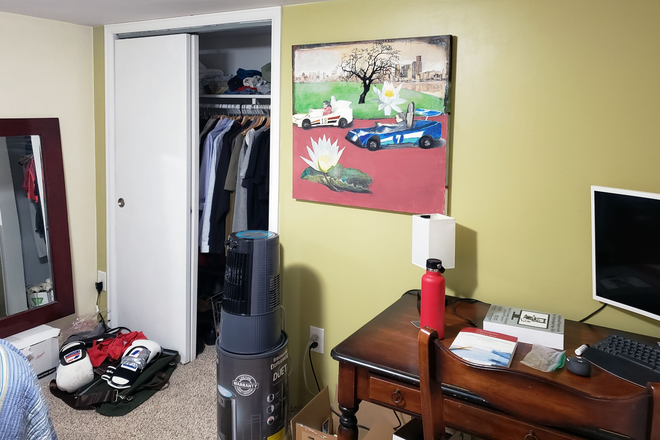 Bedroom #2 - 🏠 🏠 🏠 All three rooms available in 3-Bedroom Duplex - 10 mins' Walk to DU Duplex