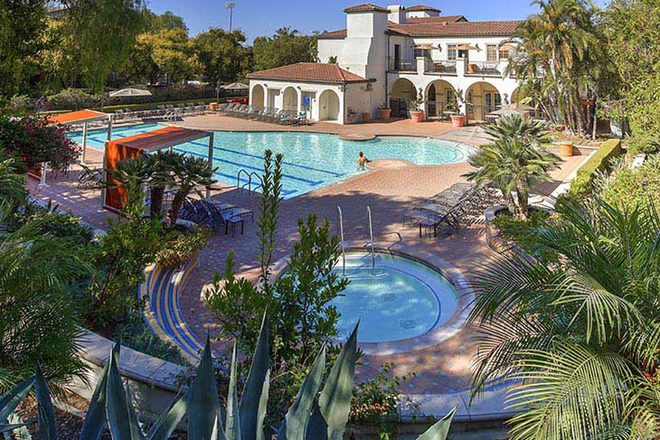 Pool Area - Vista del Campo, Furnished One-Bedroom Room