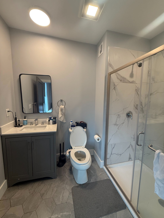 Bathroom - Private bedroom and bathroom close to HBS Campus Apartments