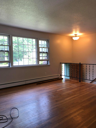 Upstairs living room - 3-Bedroom Duplex in Willington Duplex