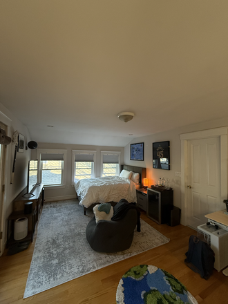 Bedroom - 4BD/3.5BA Apartment Mission Hill (Entire Top Floor w/ Private Bathroom & Balcony)