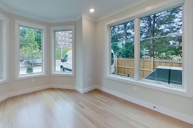 living room - Modern Brighton 2 bed with in unit laundry - 9/1 Apartments