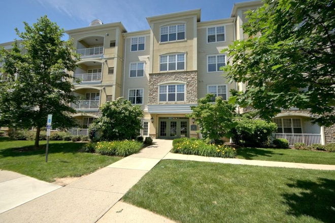Street view - 2BR condo-Masterson Ct-Ewing
