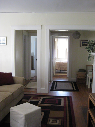 Photo - Sunny room apartment  in Harvard  Sq .