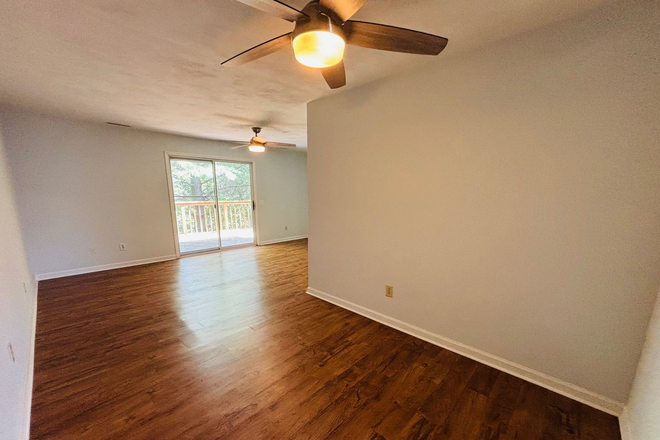 Photo - 4 Bedroom, 3.5 Bath Townhouse