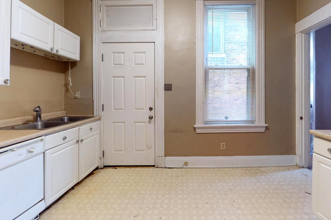 Kitchen - 2212 W. Clifton Ave House