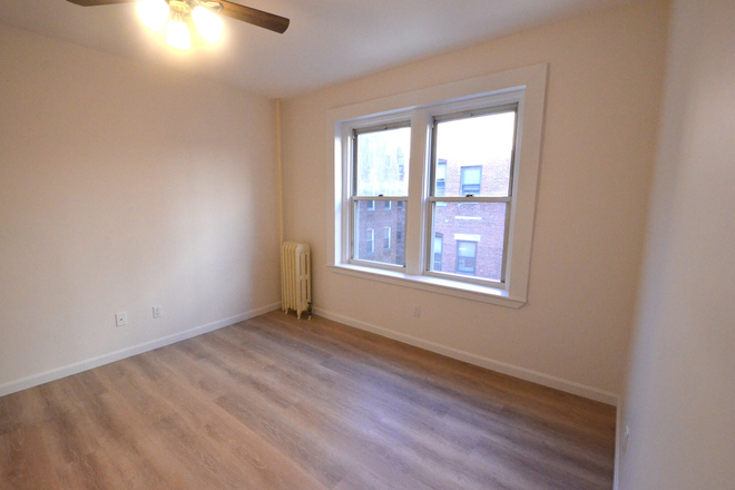 71 - Spacious 1 bedroom Available 9/1/25 Apartments