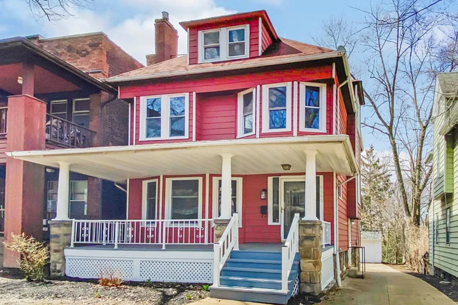 Front House - Fully Furnished Student & Professional Housing Near Case Western Reserve Univers