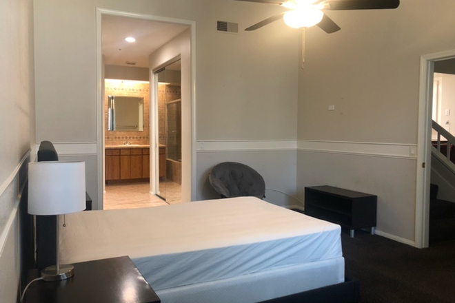Master bedroom - Private Rooms in Tustin condo for Rent -Near the Irvine Marketplace $1090 to $1800