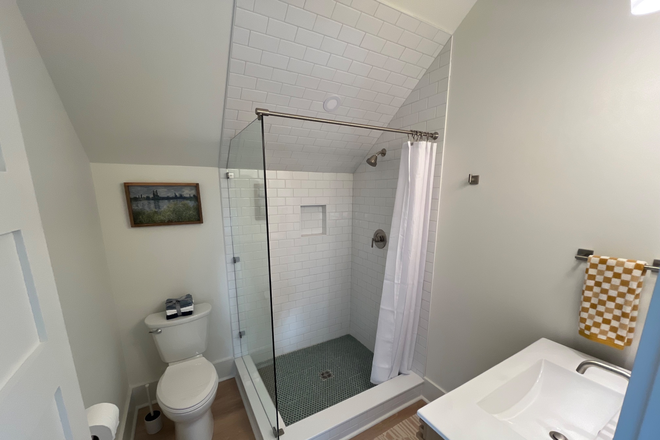 Bathroom - Old Village guest cottage available for 30 day rental House