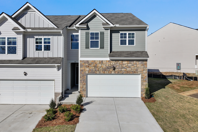 Front view - Townhome (4Bed, 2.5 Bath), 1.5 miles from Dahlonega Campus