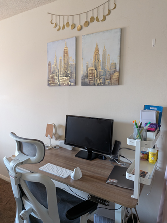 Desk - Summer sublease - Private living room Apartments
