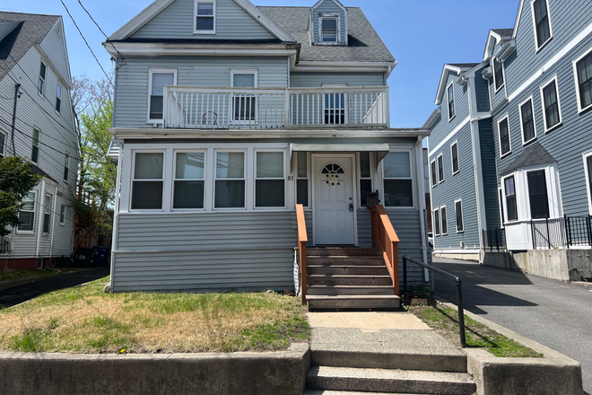 Front of House - Great Location Summer Sublet in Allston