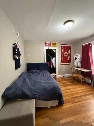 View of bedroom from the doorway - Bedroom near Boston College for rent Duplex