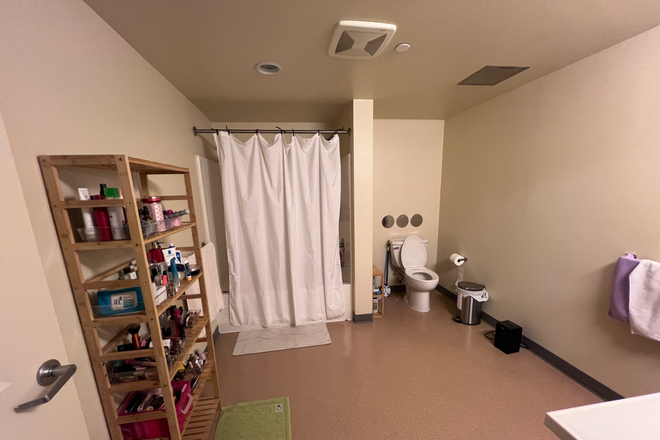 bathroom - Private Room in graduate housing apartment