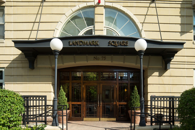 building view - Landmark Square