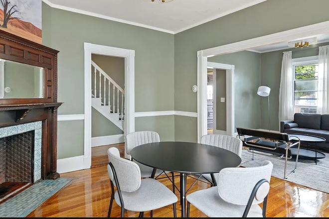 1 - LOWER ALLSTON SINGLE FAMILY WITH PROVATE BASEMENT NO FEE 9.1!