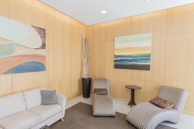 lobby - 1 Bed 1 Bath in south end, No Brokers Fee