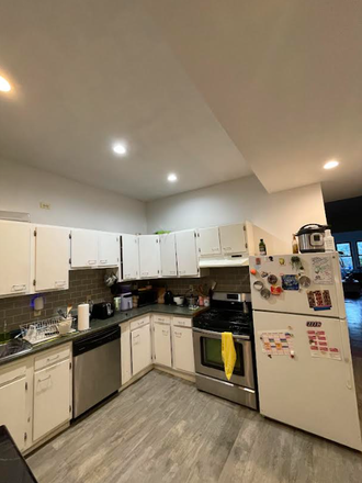 kitchen - 3 BED 1 BATH/IN-UNIT LAUNDRY!!! Duplex
