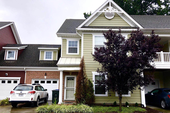Outside - Great Townhome, On ODU Campus