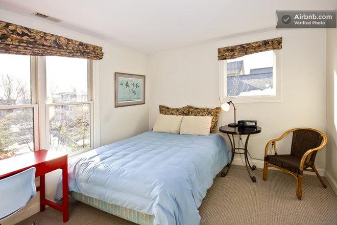 Furnished Bedroom private - Furnished Bedrooom and Private Bath in JP, easy commute to Northeastern and comfortable bed.