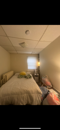 The room - Sublease available! Near east side dorms!! Apartments