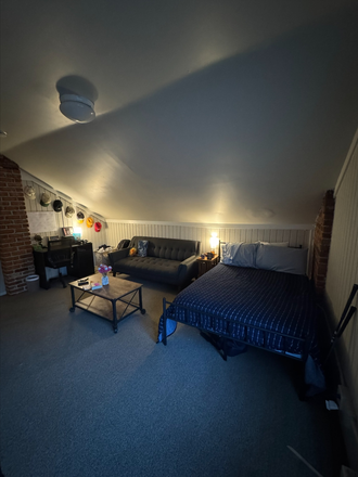 View from closet - 1 Bedroom Sublease at 961 Pennsylvania Ave