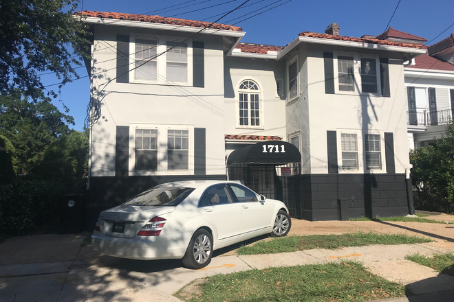 1711 Milan St - Apt Available Near Napoleon Ave - Great Uptown Location  (2 bedrooms, 1 bath)