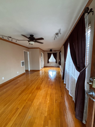 Living Room - Back Alley Above Garage Apartment
