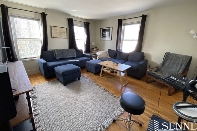 1 - Excellent Duplex 2BR with Parking, Updated Kitchen, Central Sq T