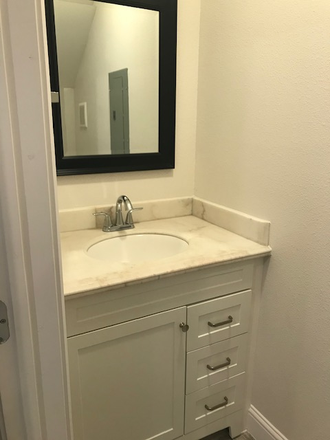 half bath downstairs - Beautiful Loft close to RIce