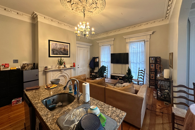 LIVING - NO BROKER FEE! STUNNING 4 BED/2 BATH! 9/1/26! Apartments