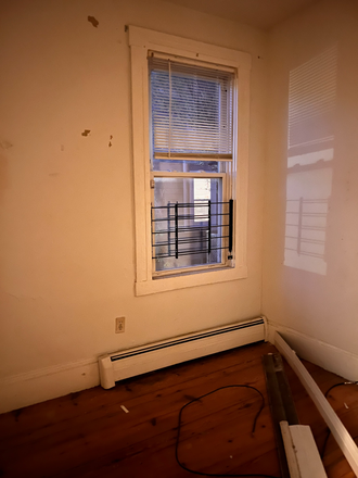 Bedroom - 1 bedroom apartment available close to campus and Wickendon & Thayer street