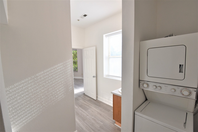 Washer/dryer. We have a new washer and dryer now. - 1044 Pleasant Street Townhome