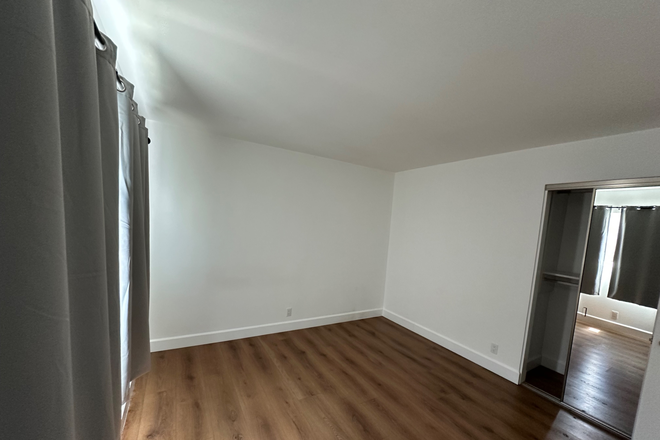 Bedroom 1 - 268 Albert Place House