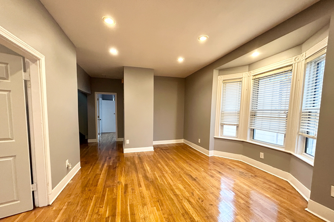 Livingroom - 14 Batchelder St., #2, Boston, MA 02125 (Dorchester) Apartments