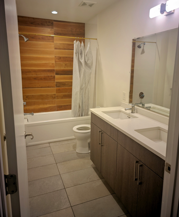 Bathroom - $600/month including utilities, furnished bedroom, share bath with 1 rommate laundry/kitchen with 2 Apartments