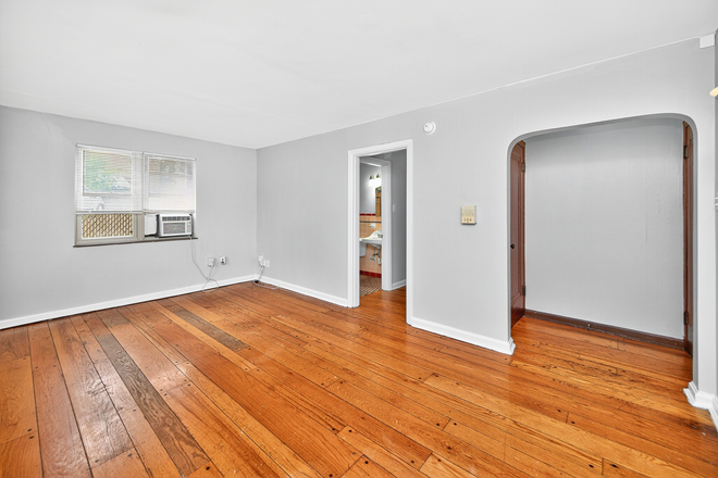 Interior - 351 Joslin Ave Apartments