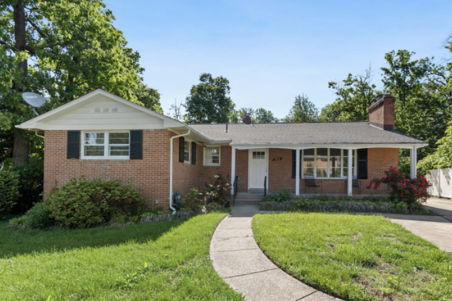 Street View - 3519 Duke St (College Park, MD) Apartments