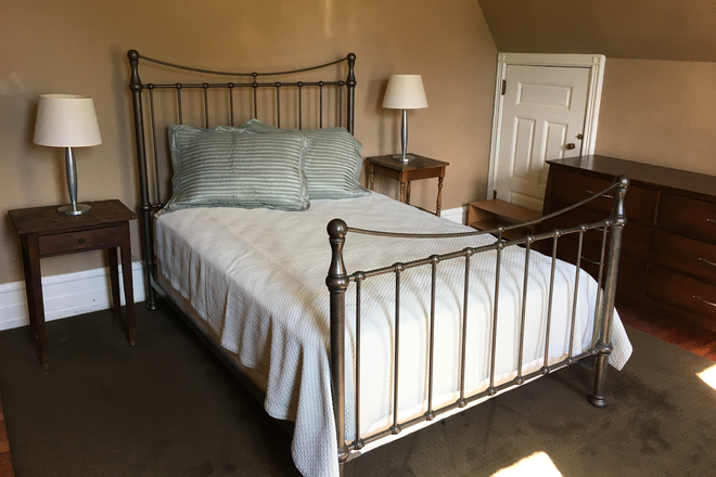 Bed, night tables and dresser - BEDROOM FOR RENT With Shared Amenities in Overbrook Farms Home