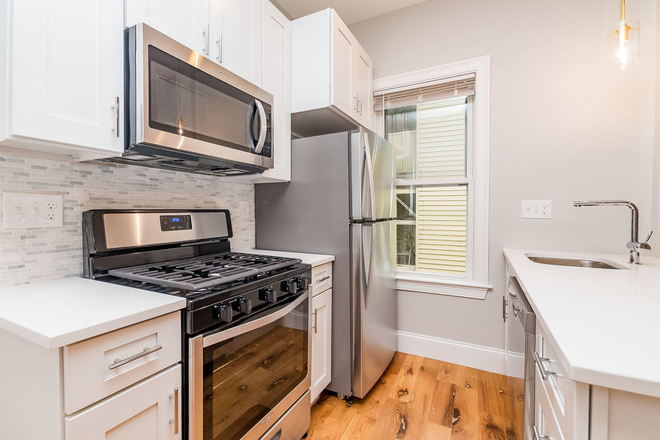 Call NOW for showings! 617-236-8600 - LEYDEN ST - ORIENT HEIGHTS 4BR AVAIL *9/1/2026* W/ 2 BATHS, IN UNIT LNDRY, REAR DECK, YARD, A/C, DW! Apartments