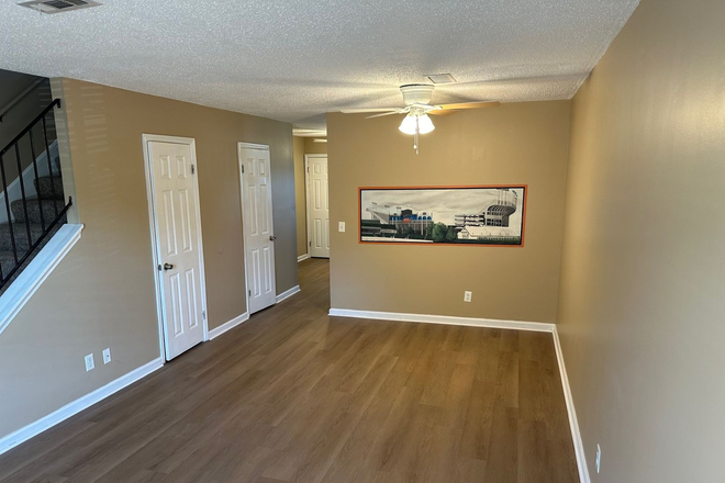  - The Brookes Condos 08-12