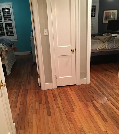 Bed hall - Byrnes Downs Home 1 miles from campus