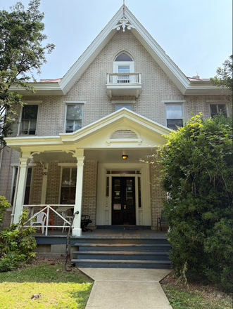 front view - 525 S Walnut Street Apt 1