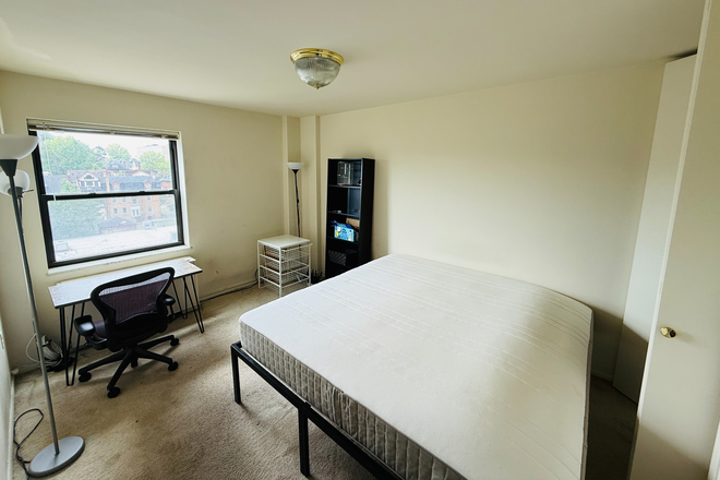 Bedroom - Summer Sublet Available in Squirrel Hill