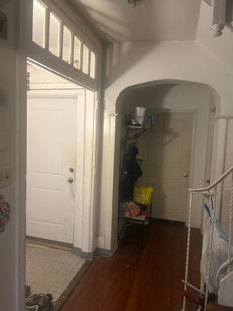 Entrance/Doors - Room/Bathroom in a Shared House