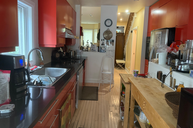 Kitchen - Private Room + house to share