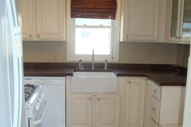 Kitchen - 1998 Princeton Avenue - Very Nice 3 Bedroom Duplex