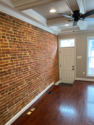 Living room - Federal Hill Townhouse w 3 Car Parking Pad