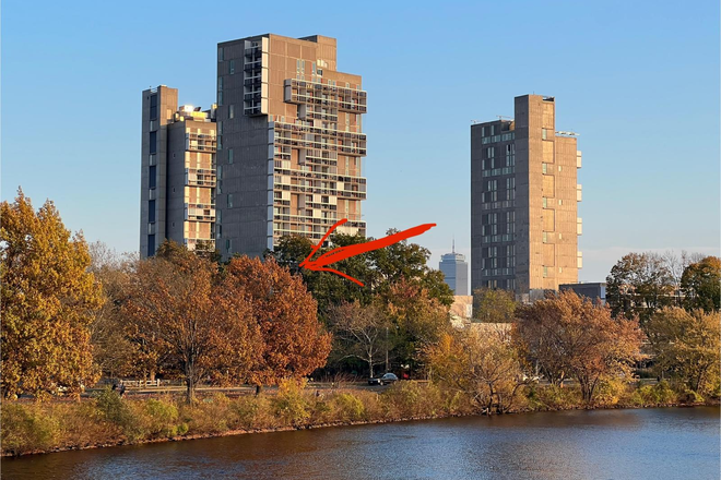 Apartment Building - Harvard Housing Peabody Terrace Apartments